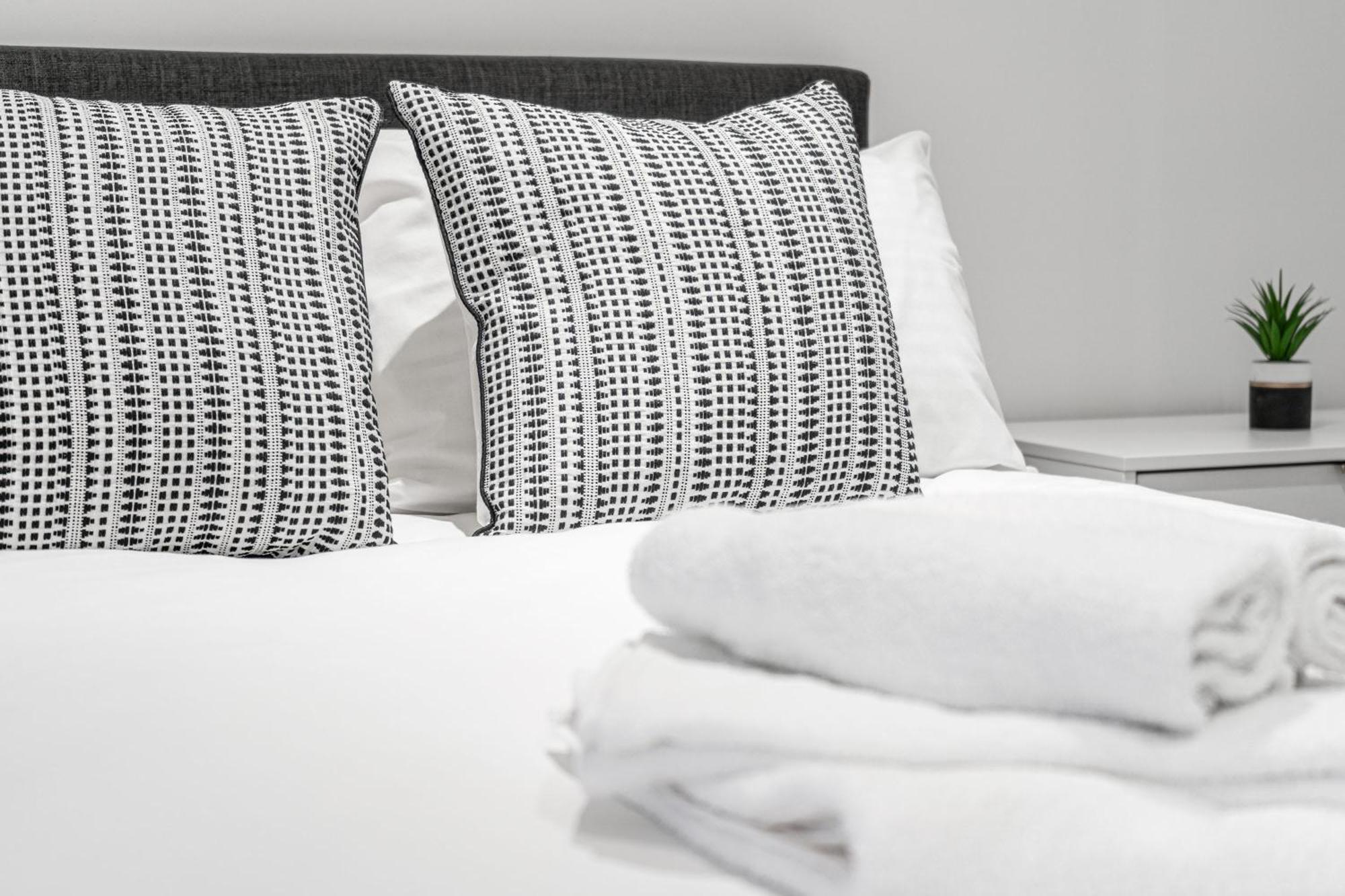 Seven Living Residences Solihull - Close To Nec & Bhx - Free Parking Extérieur photo